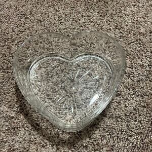 Glass Heart Shaped Dish Bowl 6 Inch Clear Decorative Trinket